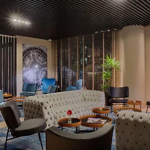 Hotel Radisson Blu, Mediolan